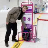 Wizz Air bagaż podręczny – co sprawdzają przy odprawie i boardingu?