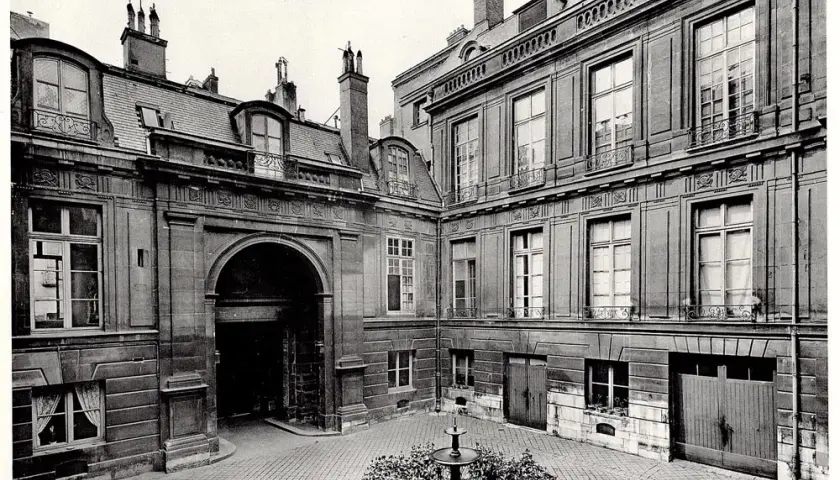 Hotel Lambert co to? Odkryj historię i znaczenie dla Polaków